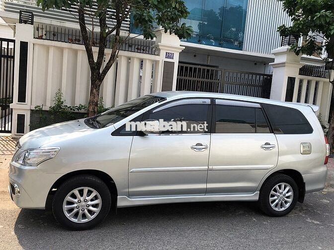 Bán INNOVA 2015E màu bạc Zin xe nhà chínhchủ 287tr