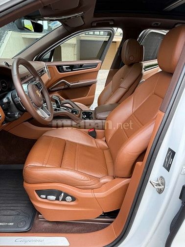 Bán Porsche Cayenne • Odo : 30.000 mls • Sản xuất : 2021 - xe hoàn hảo