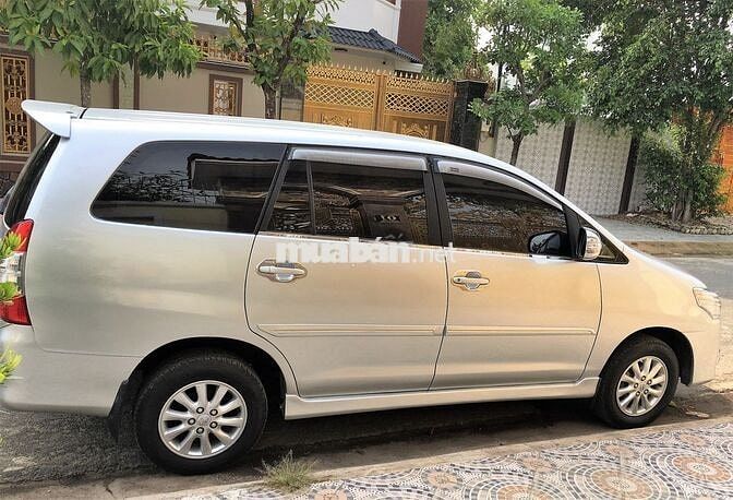 Bán INNOVA 2015E màu bạc Zin xe nhà chínhchủ 287tr