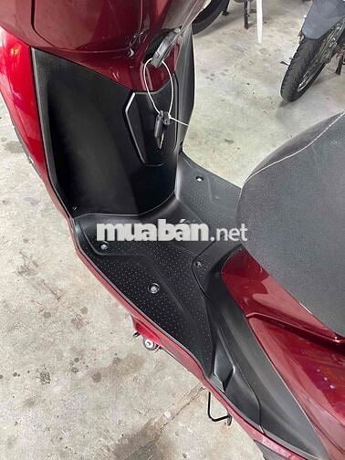 lead chân áo liền lạc