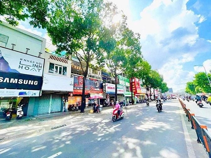 Cho Thuê Nhà Mặt Tiền Quang Trung P10, Gò Vấp DT:8x22(Gần ngã6 Gò Vấp)