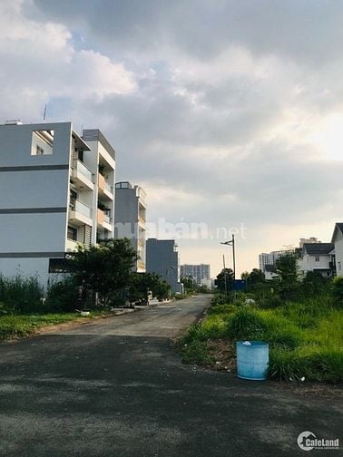 Chính chủ cần bán một số đất nền ngay tại KDC Sở văn hóa thông tin Q9 