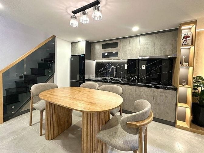 NHÀ NGỘP SHR HXH Đ NGUYỄN HỒNG ĐÀO, TÂN BÌNH, DT 48m2, GIÁ NHỈNH 2 TỶ