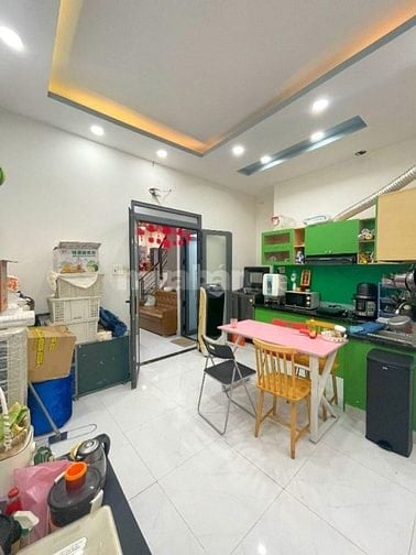 Bán nhà đường Trần Khắc Chân, Phường Tân Định, Quận 1, Giá 3 tỷ 867