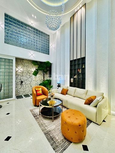 Bán gấp nhà Thích Quảng Đức, P5, Phú Nhuận| Giá 3,950 tỷ| DT 64m2