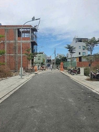 VN Mừng đại lễ 30/4, Có giá Tốt cho Cặp Siêu Phẩm 1/ Dương Thị Mười -