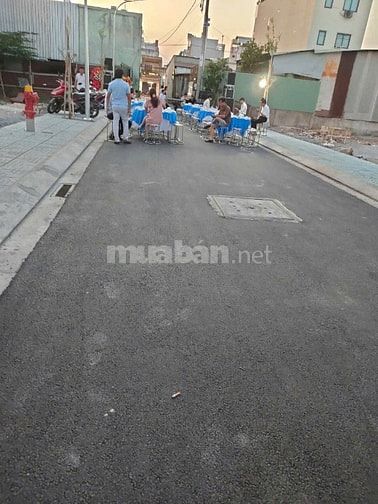 VN Mừng đại lễ 30/4, Có giá Tốt cho Cặp Siêu Phẩm 1/ Dương Thị Mười -