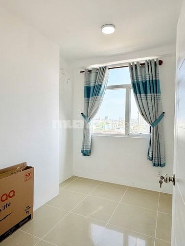 Chính chủ căn 65m2 Hoàng Kim, sổ hồng sẵn, nhà mới, TT 900tr ở ngay