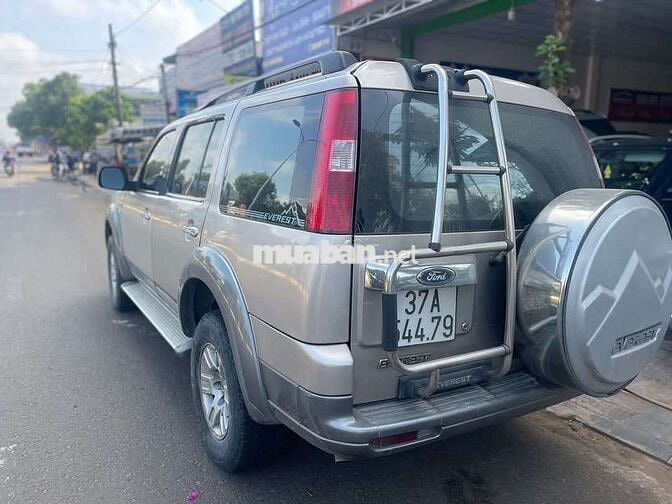 Ford Everest 2008 số sàn máy dầu - 120000 km