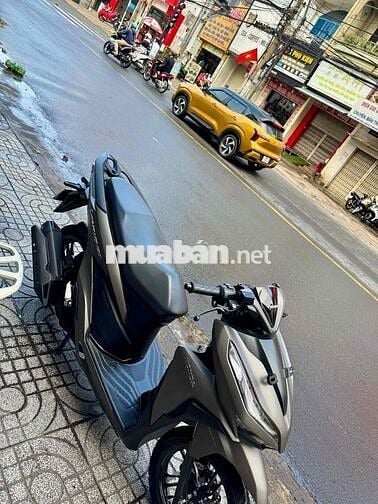 Vario 150 nâu đen đký cuối 2021 xe đẹp có góp