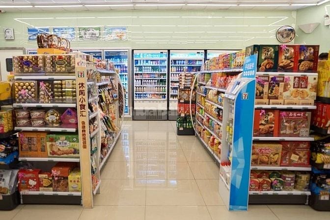 Tuyển LĐPT làm việc tại cửa hàng lương cao đi làm ngay