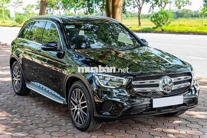 Mercedes Benz GLC 2022 200 4MATIC - 26000mls