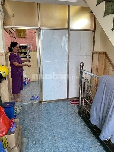 Chính chủ Bán nhà 42,7m2 đường phạm văn chí q6,an ninh lịch sự