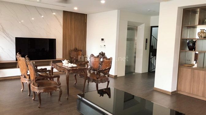  BÁN NHÀ MẶT PHỐ HUẾ, NGÕ HUẾ, QUẬN HBT: 108m2, MT 6m, 5 tầng. VỊ TRÍ 