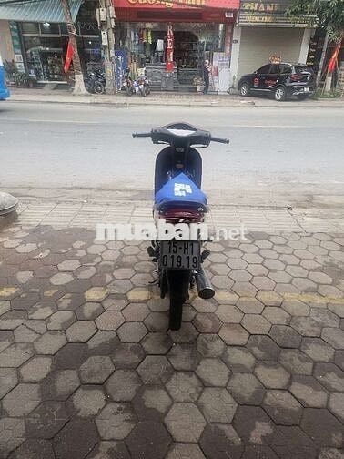Xe máy zin chính chủ ,sơn nhựa đẹp