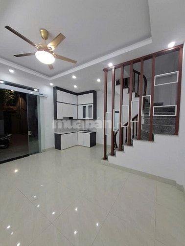 NHÀ MỚI XÂY PHỐ ĐÔNG THIÊN 30M 5 TẦNG GIÁ 5,85 TỶ