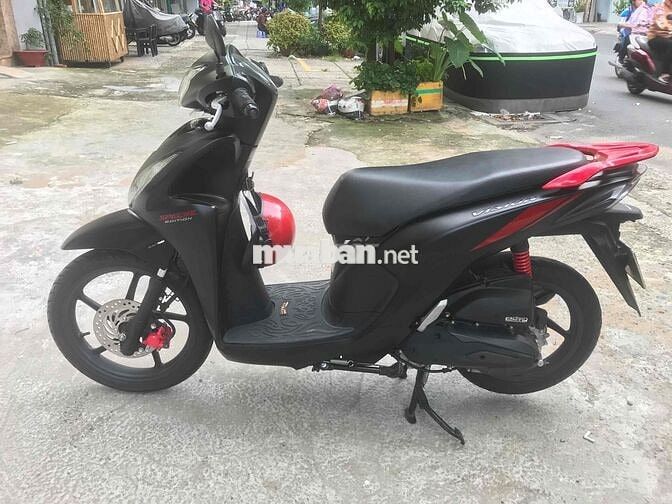 Honda Vision bản đặc biệt bánh lớn 2022