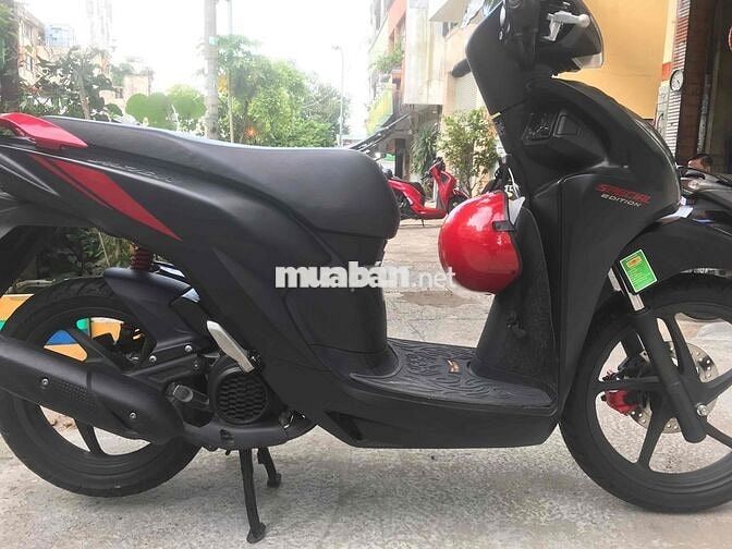 Honda Vision bản đặc biệt bánh lớn 2022