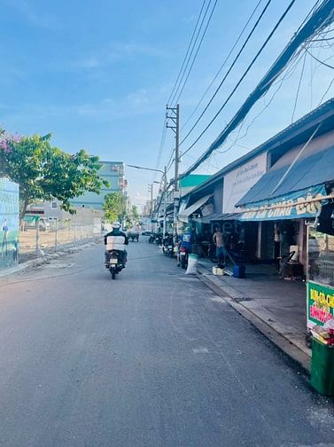 Sanglô đất 63m2 đường nhựa lớn thông Hương Lộ 2-Mã Lò gần mặt tiền Chợ