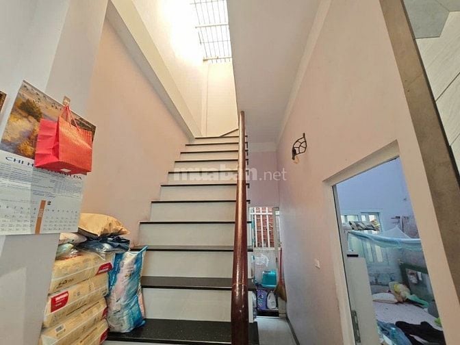 Nhà 2 tầng, 52,5 m2 (Nở hậu).2 PN,2WC.Ngô Chí Quốc, Thủ Đức.