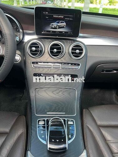 Mercedes Benz GLC300 52000km lý lịch hãng chuẩn