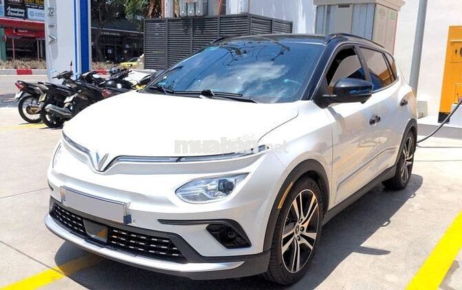 VinFast VFe34 2022  - thuê pin không giới hạn KM