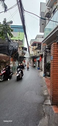 Bán nhà Nguyễn Chính -  Hoàng Mai.DT 46m x 5 tầng, ô tô, kinh doanh