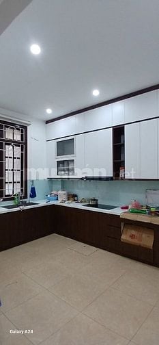 Bán nhà Nguyễn Chính -  Hoàng Mai.DT 46m x 5 tầng, ô tô, kinh doanh