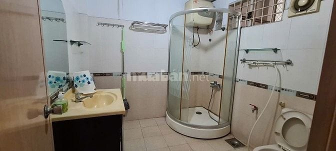 Cho thuê nguyên căn diện tích lớn - hxh - 3pn. giá 15tr