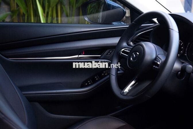 Mazda 3 2024 1.5L Luxury - 2000 km sơn zin 100%