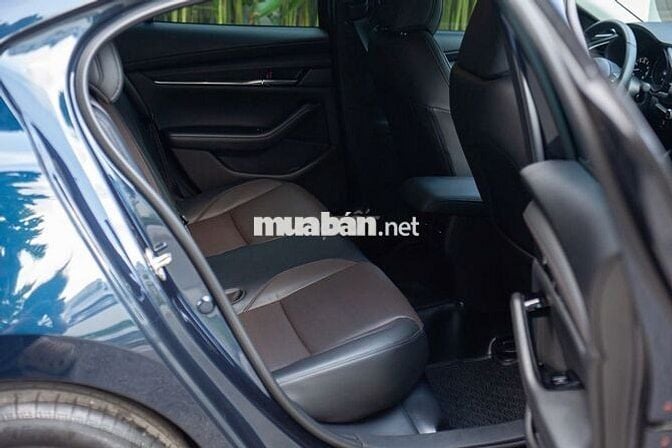Mazda 3 2024 1.5L Luxury - 2000 km sơn zin 100%