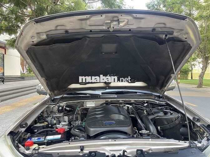 Ford Everest 2014 Limited 4x2 - 210 km
