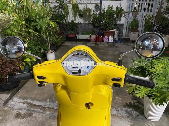 Vespa đời cao 2010 xe cực đẹp máy êm nhẹ