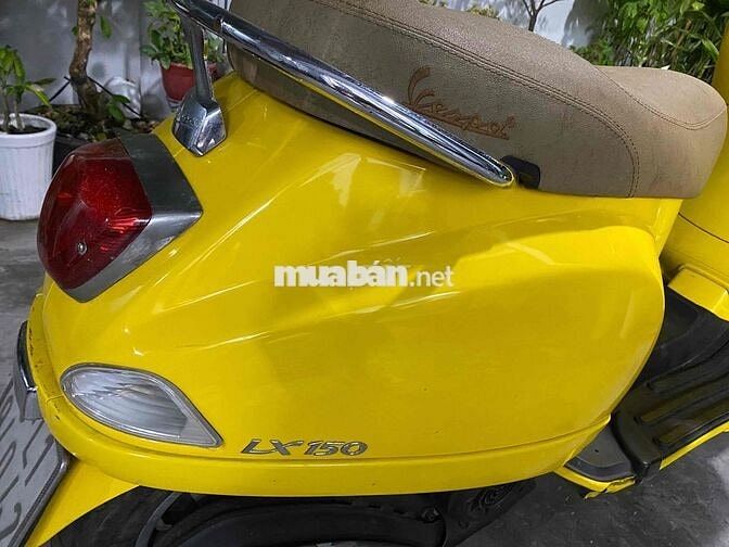 Vespa đời cao 2010 xe cực đẹp máy êm nhẹ