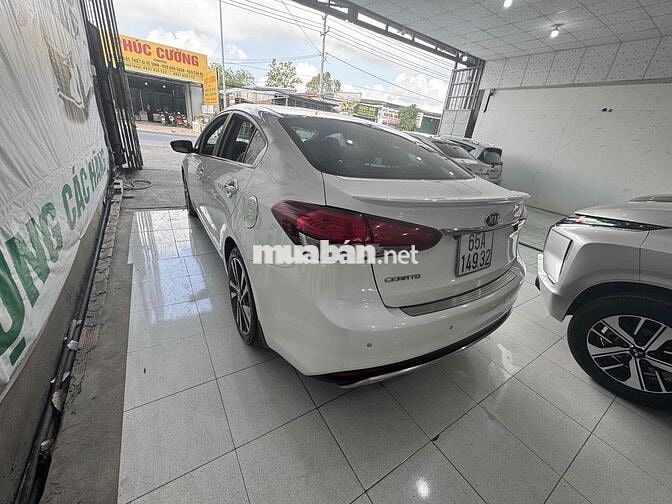 Kia Cerato 2018 1.6 AT luxury - 57012 km