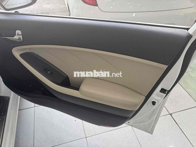 Kia Cerato 2018 1.6 AT luxury - 57012 km