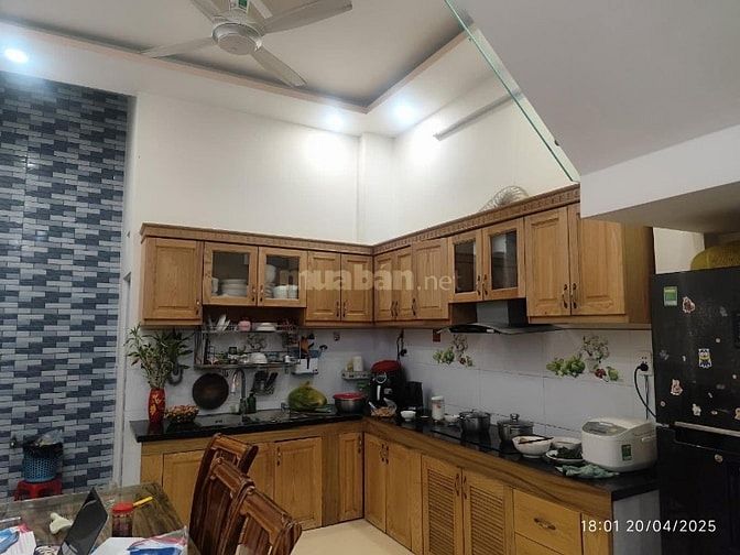 Chính chủ bán nhà đường Hiệp Bình HBC Thủ Đức 60m2 Giá 3ty120 lh Vân