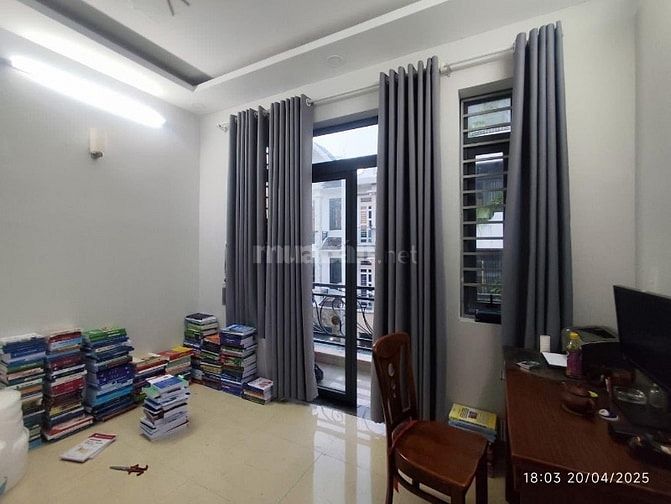 Chính chủ bán nhà đường Hiệp Bình HBC Thủ Đức 60m2 Giá 3ty120 lh Vân