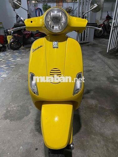 Vespa đời cao 2010 xe cực đẹp máy êm nhẹ
