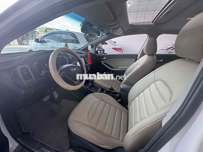 Kia Cerato 2018 1.6 AT luxury - 57012 km