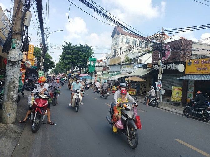 Nhà mặt tiền Lê Thị Chợ Quận 7. kdbb tuyệt. 5*30, Hơn 13 tỷ. Đường 15