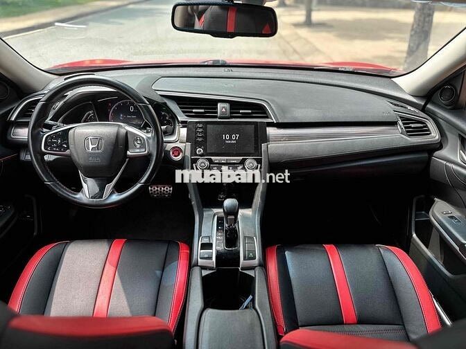 Honda Civic 2019 1.5 Turbo RS - 82000 km