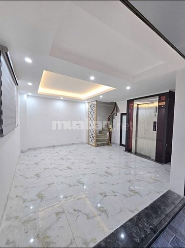 NHÀ VIP THÁI HÀ, ÔTÔ VÀO NHÀ, 6 TẦNG THANG MÁY, 2 MẶT THOÁNG, GIÁ TỐT