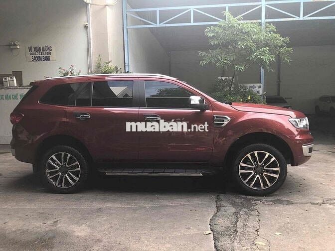 Bán Ford Everest 2021 4x2 2.0 Titanium - 35000 km