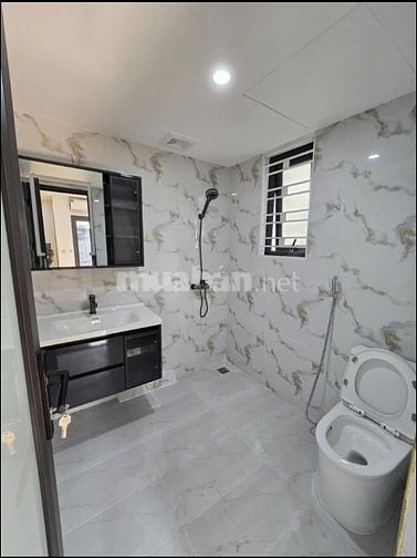 NHÀ VIP THÁI HÀ, ÔTÔ VÀO NHÀ, 6 TẦNG THANG MÁY, 2 MẶT THOÁNG, GIÁ TỐT
