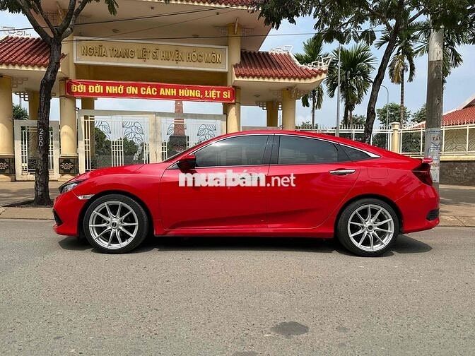 Honda Civic 2019 1.5 Turbo RS - 82000 km