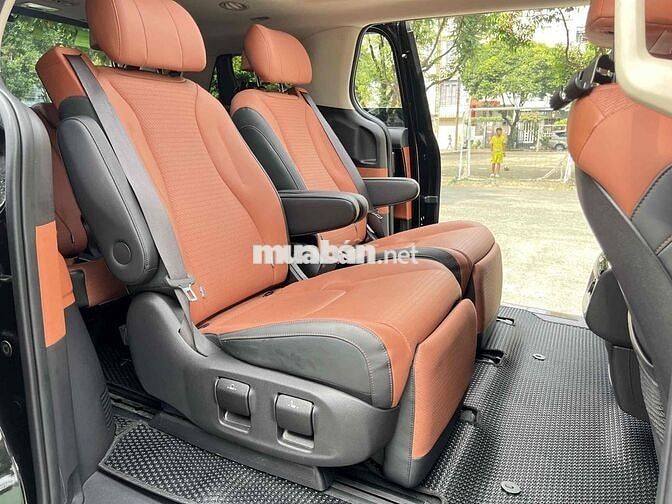 Kia Carnival Signature 3.5G