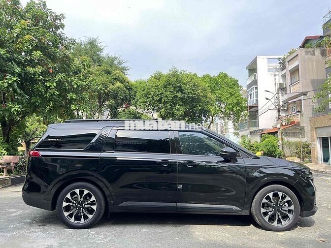 Kia Carnival Signature 3.5G