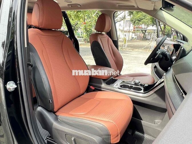 Kia Carnival Signature 3.5G