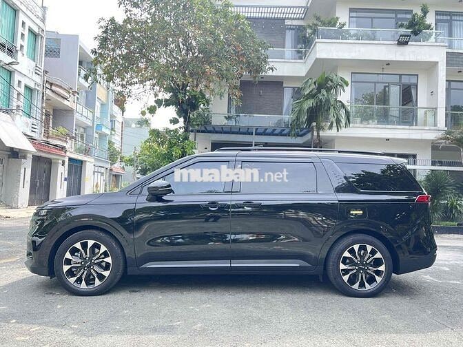 Kia Carnival Signature 3.5G